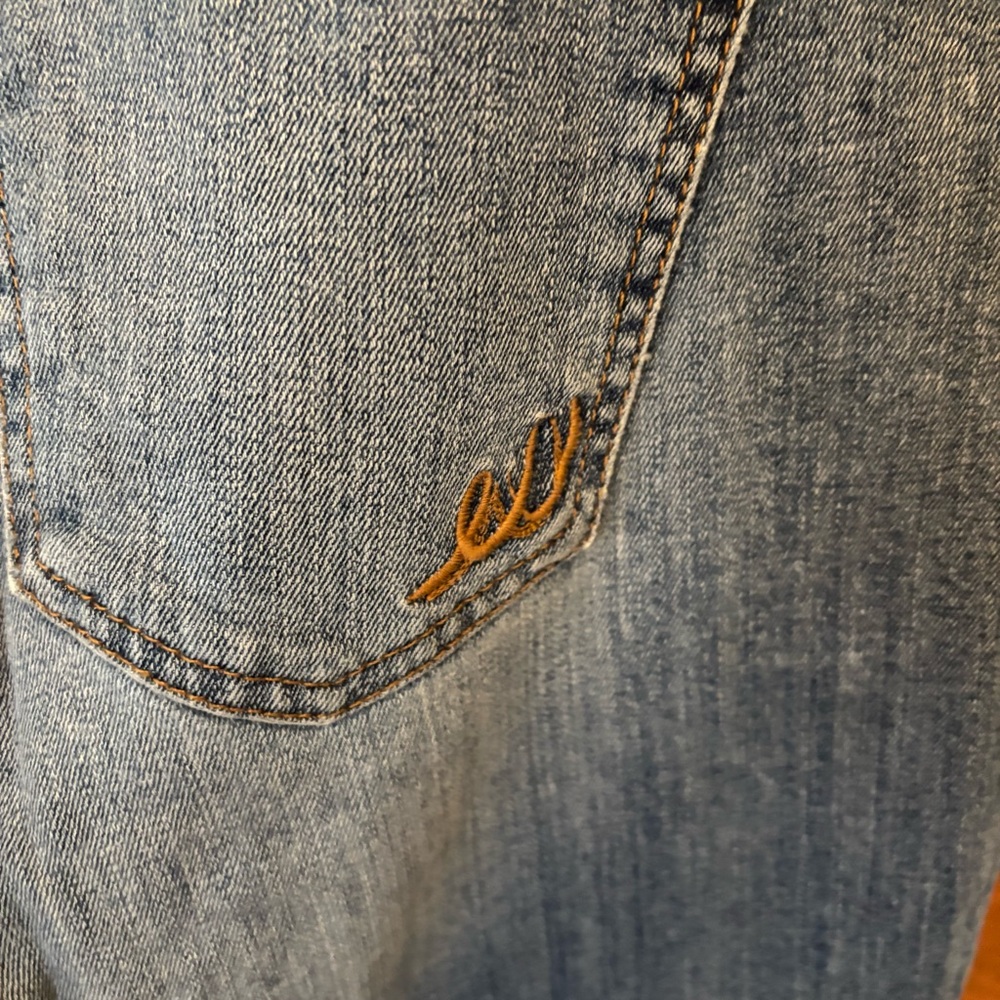AMERICAN EAGLE Girlfriend Jeans Medium Blue - Picture 4 of 4